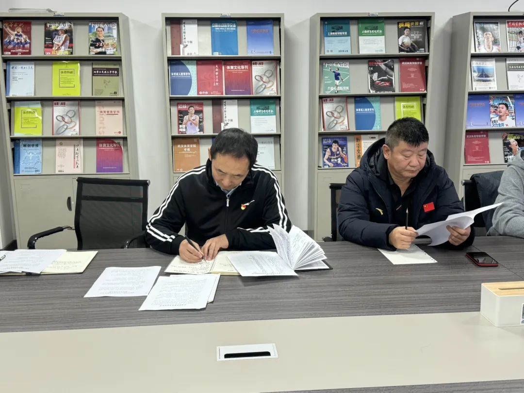 8bb6d6c197337e4ee8d63bf2e60b005f.jpg 8bb6d6c197337e4ee8d63bf2e60b005f.jpg